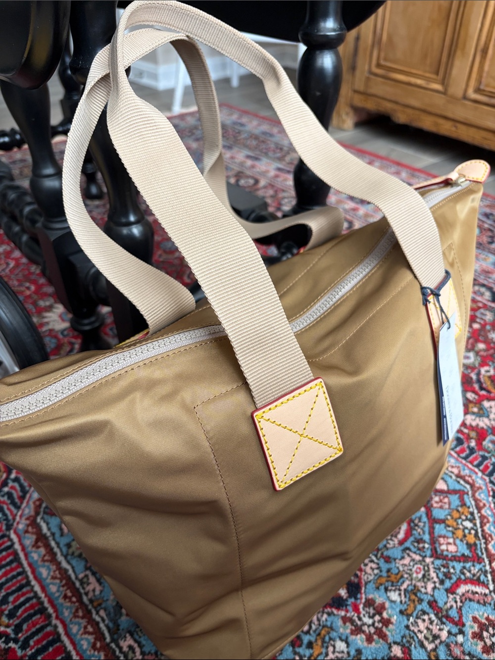 NWT - Dooney & Bourke Tan Lightweight Khaki Nylon Tote with Beige Web Handles - Picture 3 of 5